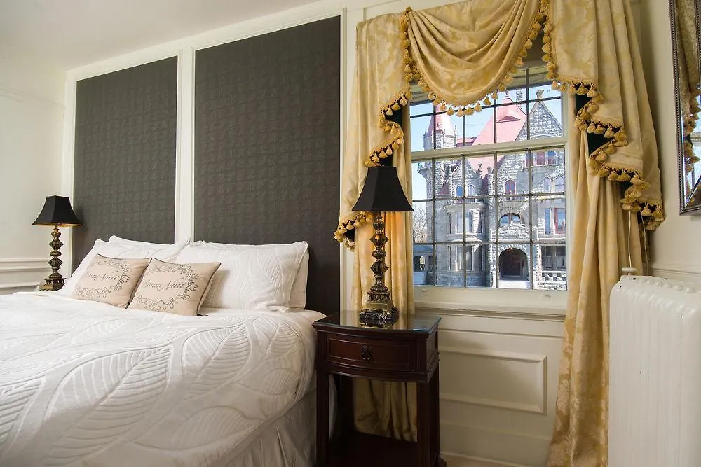 The Craigmyle Inn Victoria 4*,